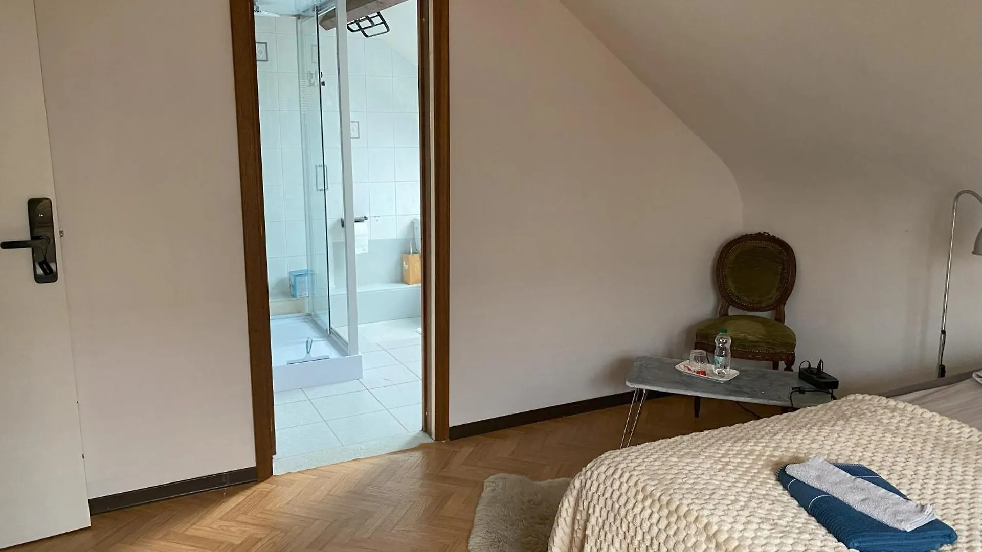Perk25A Apartment Steenokkerzeel Homestay